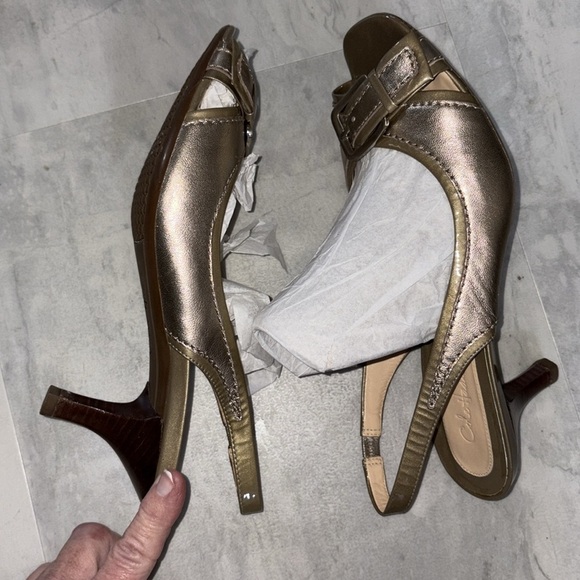Cole Haan  open to sling back shoes
Sandals heels  Gold patent/gold leather NWOT - Picture 10 of 11